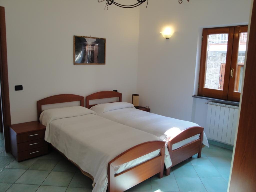 Olga'S Residence Relais Nerano Habitación foto