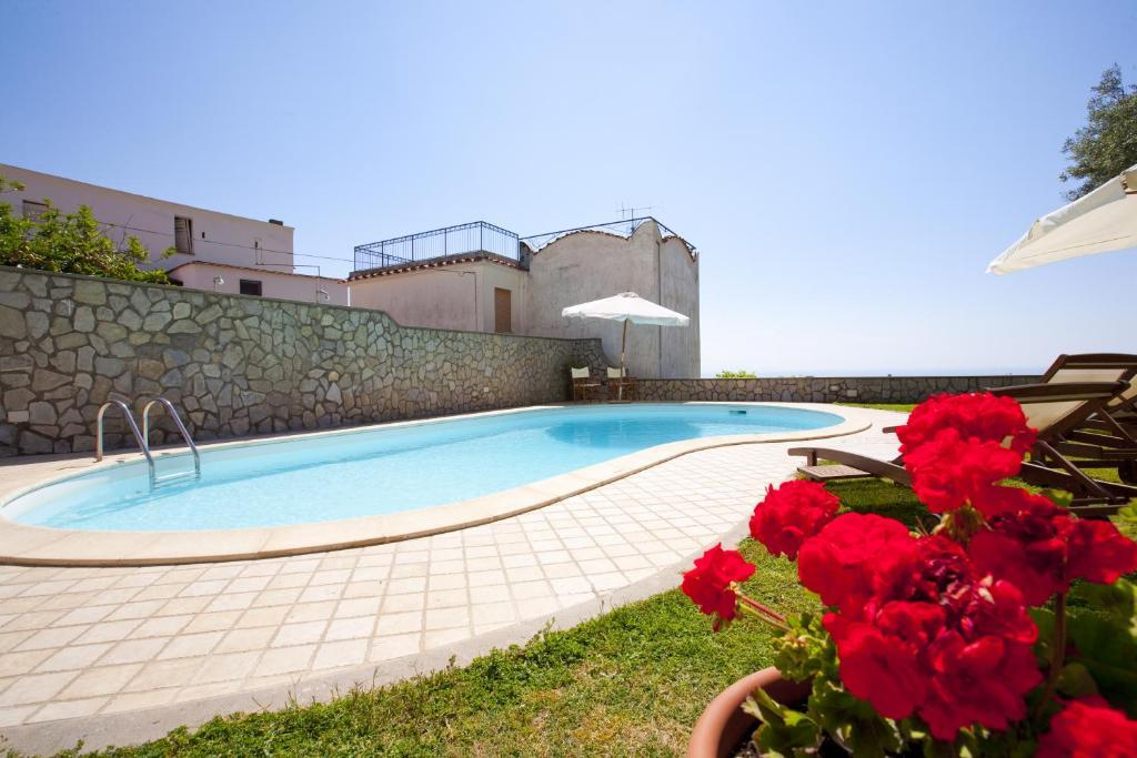 Olga'S Residence Relais Nerano Habitación foto